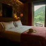 Hotell Valle De Pineta Bielsa