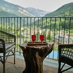 Valle De Pineta Hotell