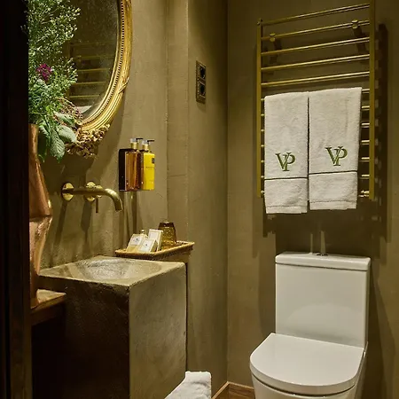 Valle De Pineta 酒店 *