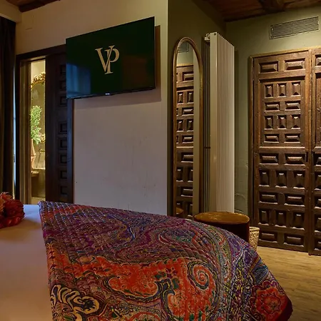 Valle De Pineta 酒店 *