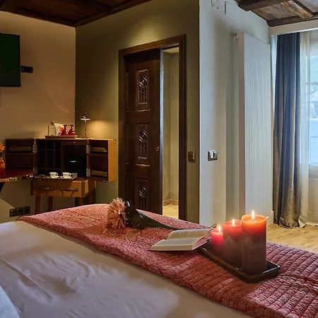 Valle De Pineta 酒店