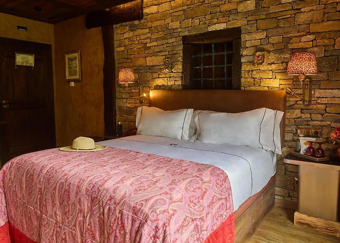 Valle De Pineta 酒店 别尔萨